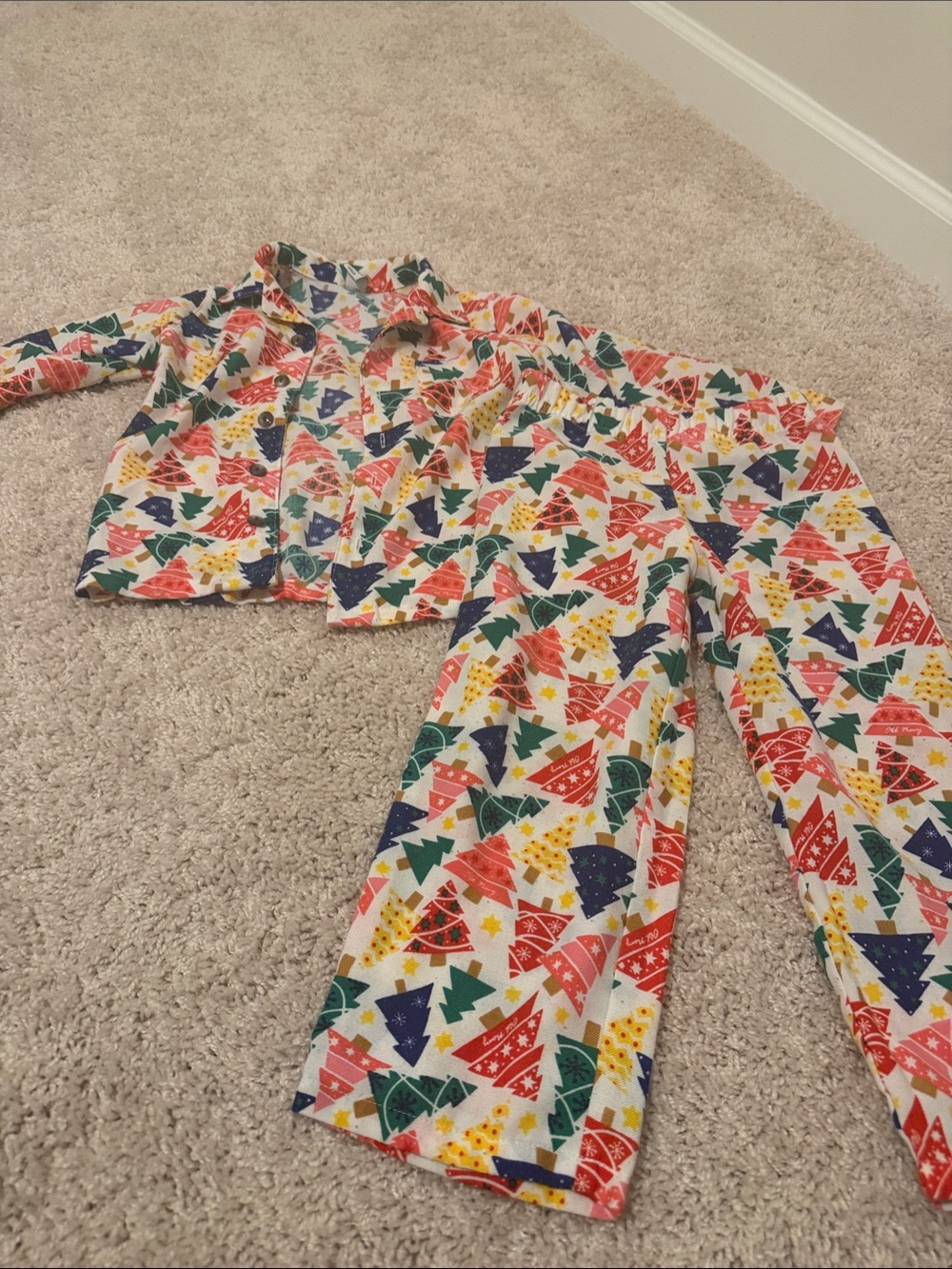 Old Navy Red, Green, Navy & Yellow Holiday Tree Pajama Set